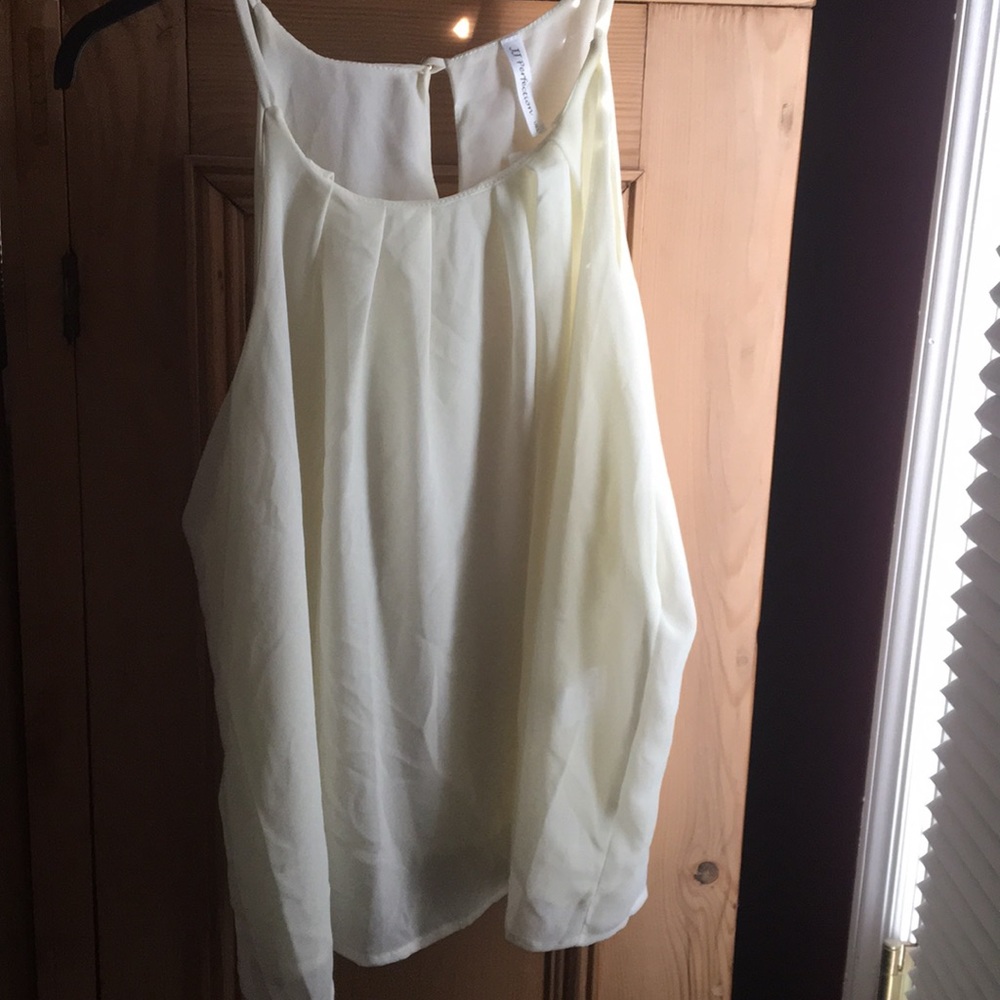 Women’s blouse